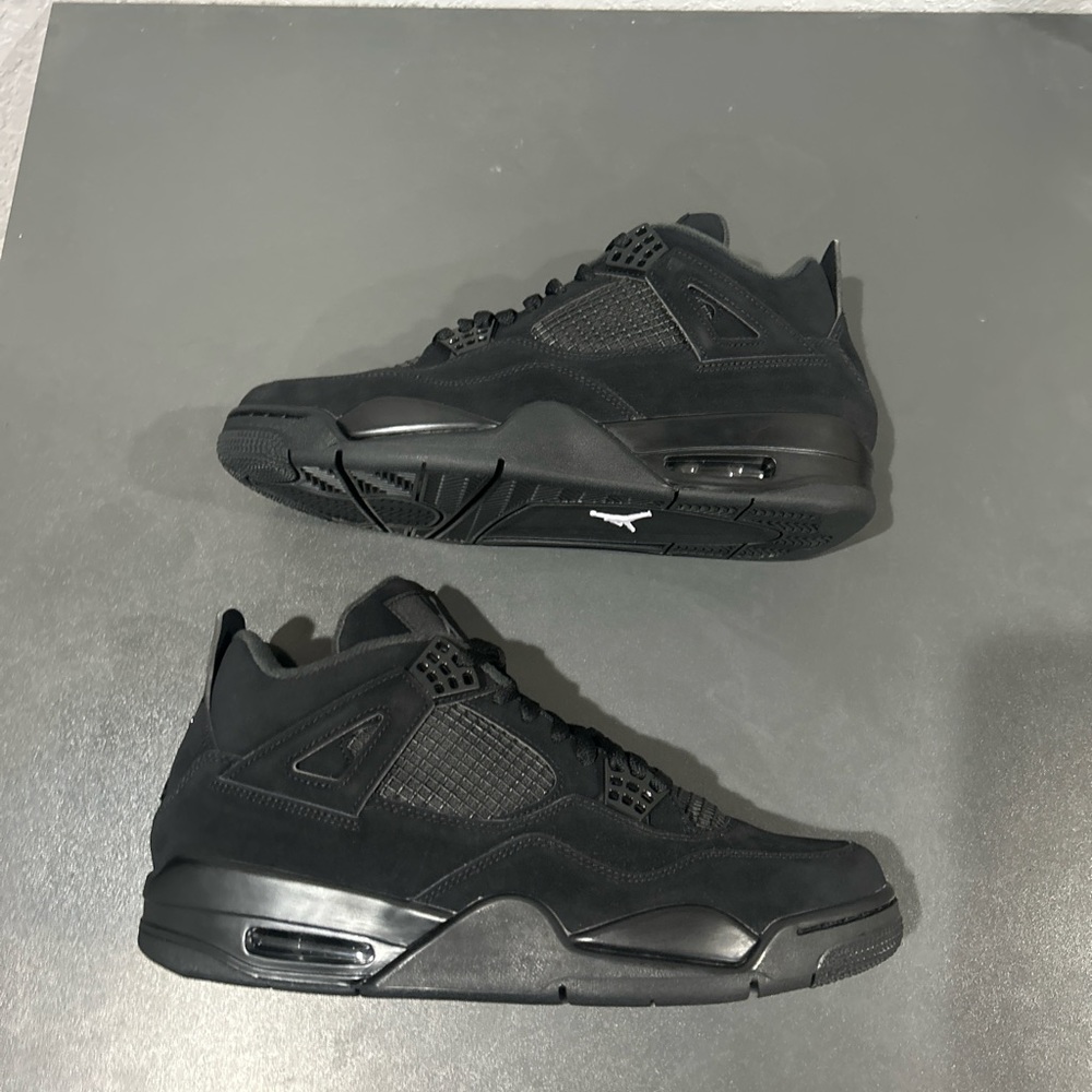 Jordan 4s black cat - Picture 2 of 4